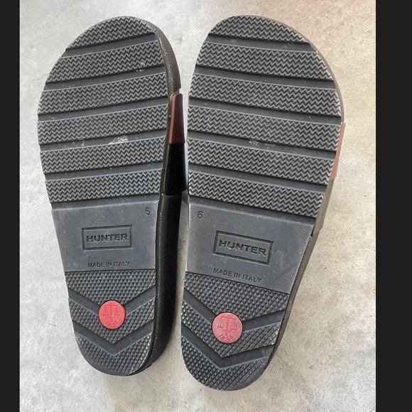 Hunter Original Black with Brown/Red Moustache Slide Slip On Sandal - Picture 2 of 3